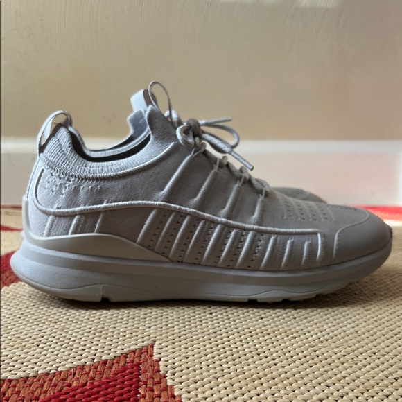 Fitflop Women's Gray Sneakers - Picture 5 of 6